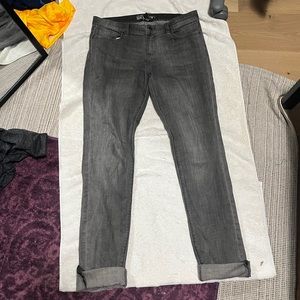 Gray/black skinny jeans